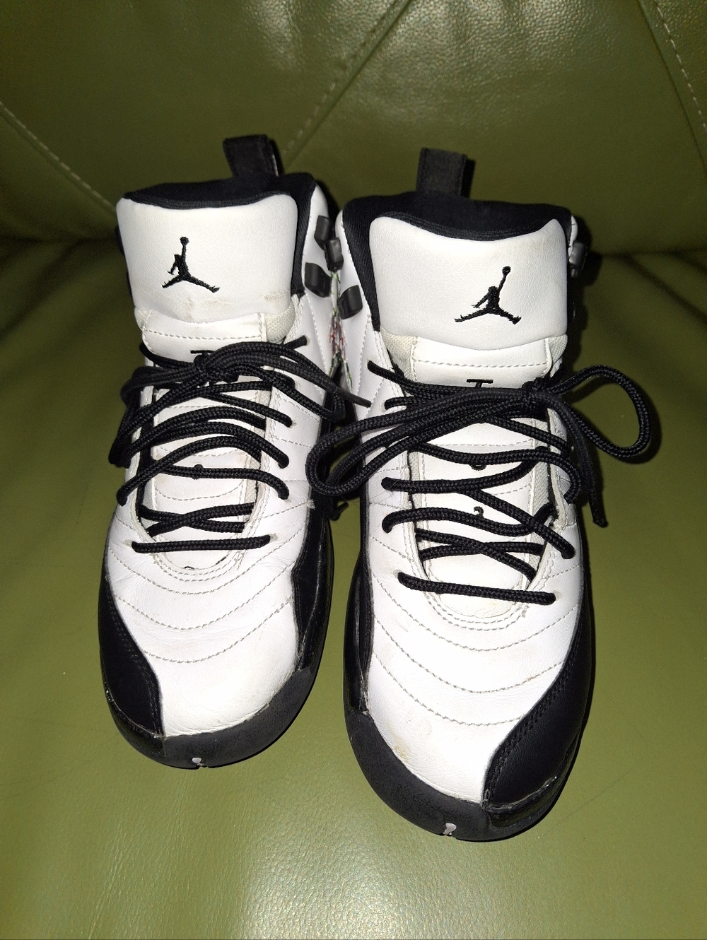 Nike Air Jordan 12 XII Floral GS White Black  High Top  Sneakers Youth Size 5